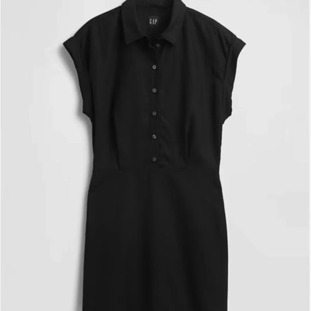 GAP Linen-Blend Shirtdress - Picture 3 of 11